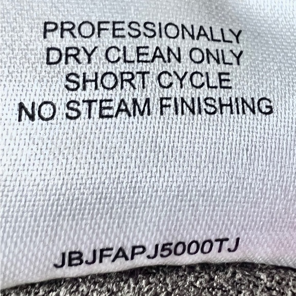 Romeo & Juliet Couture Taupe Drape Cropped Faux Suede Jacket Womens Size L EUC! - Picture 10 of 10